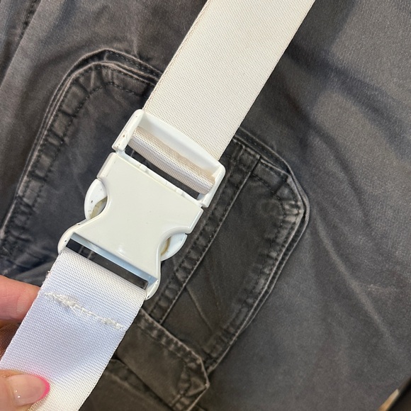 Steve Madden White Rhinestone Belt Bag - Picture 3 of 3